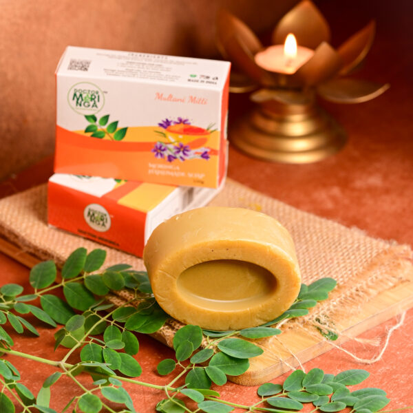 MORINGA HANDMADE MULTANI MITTI SOAP (BATHING)